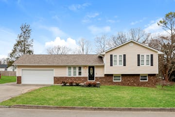 324 WARDLEY RD KNOXVILLE, TN 37934